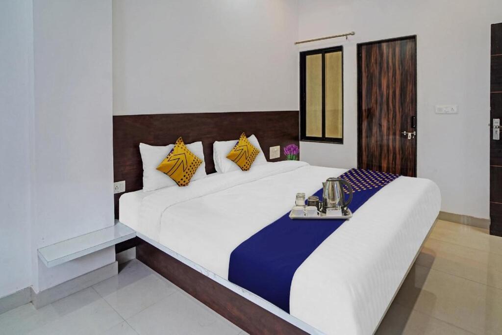 Hotel Angan Udaipur Exteriör bild