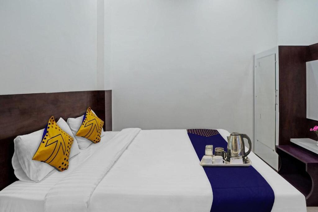 Hotel Angan Udaipur Exteriör bild